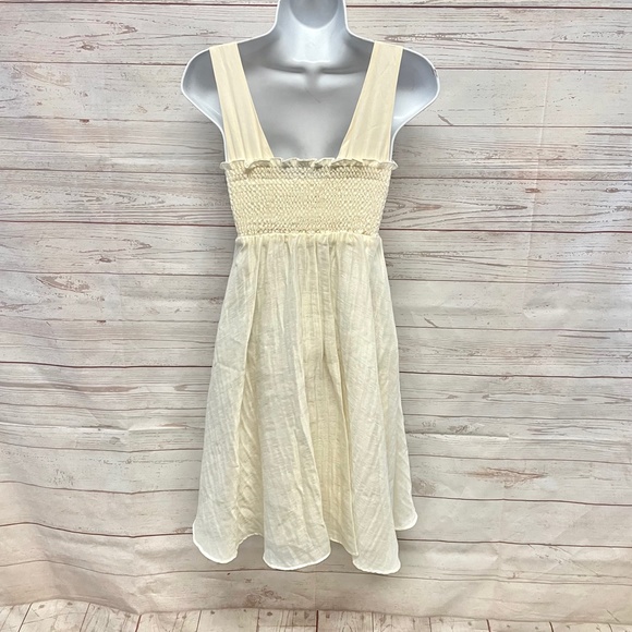 Alice + Olivia elastic smocked mini dress - Picture 2 of 7